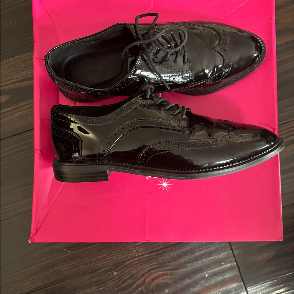 Women’s Black Oxford Shoes